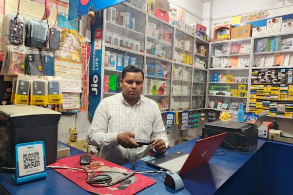 harsh telecom warisaliganj mobile repair shop