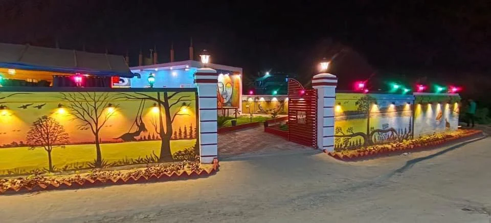 kadhai fresh restaurant warisaliganj