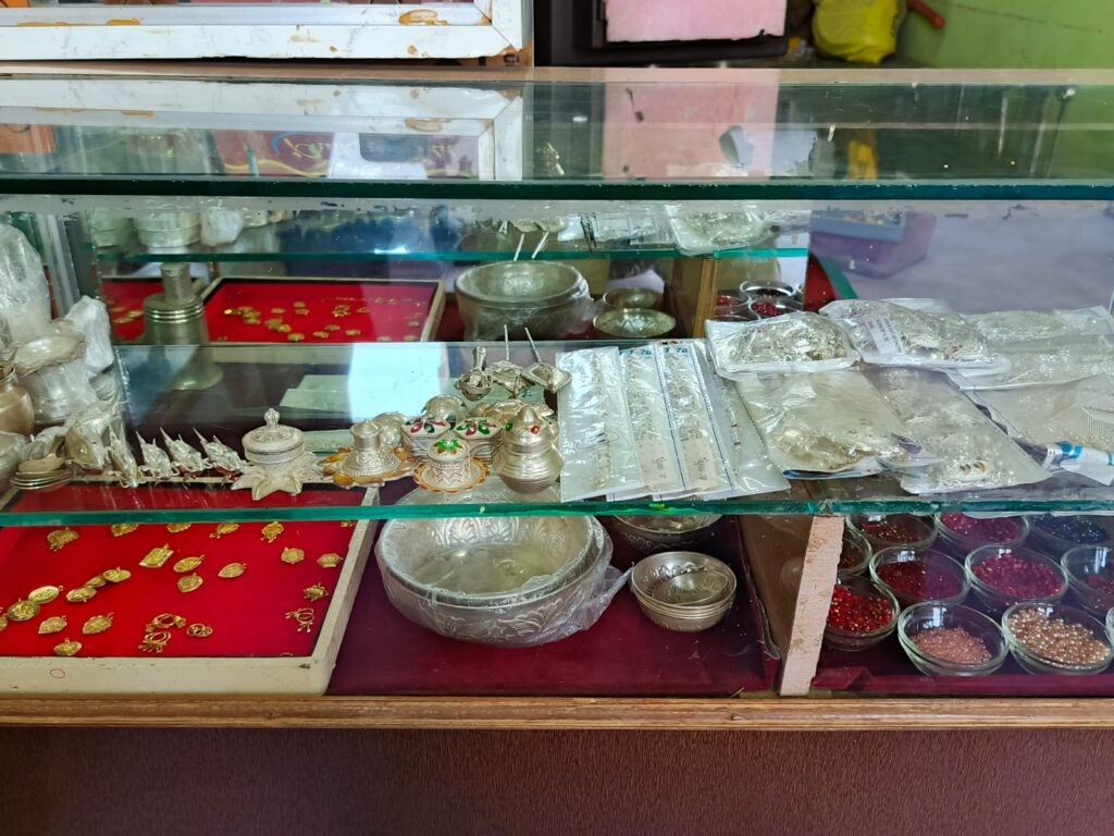 raj lakshmi jewelers nawada