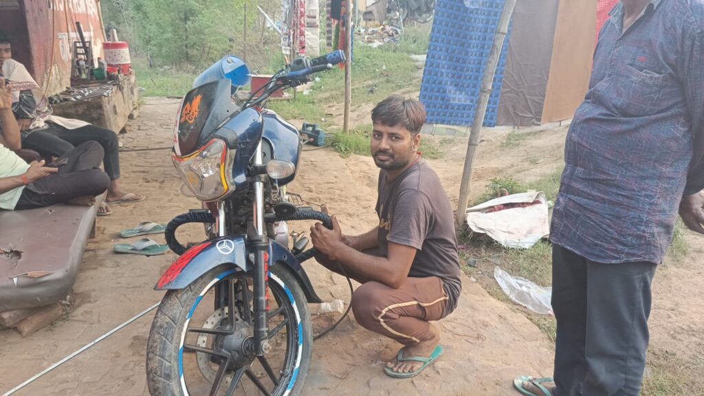 valmiki bike service warisaliganj