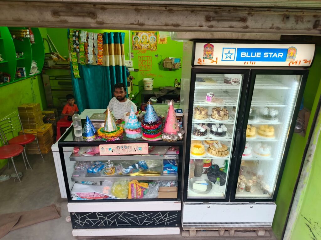 kanhaiya cake palace nawada cake shop (3)