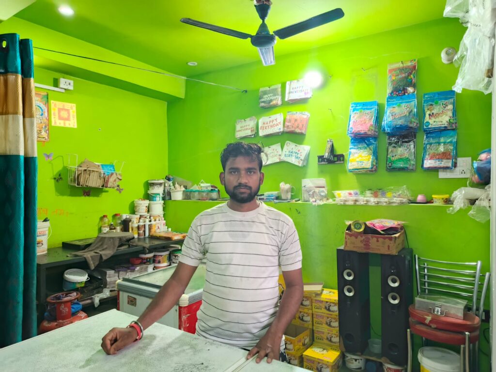 kanhaiya cake palace nawada cake shop (5)