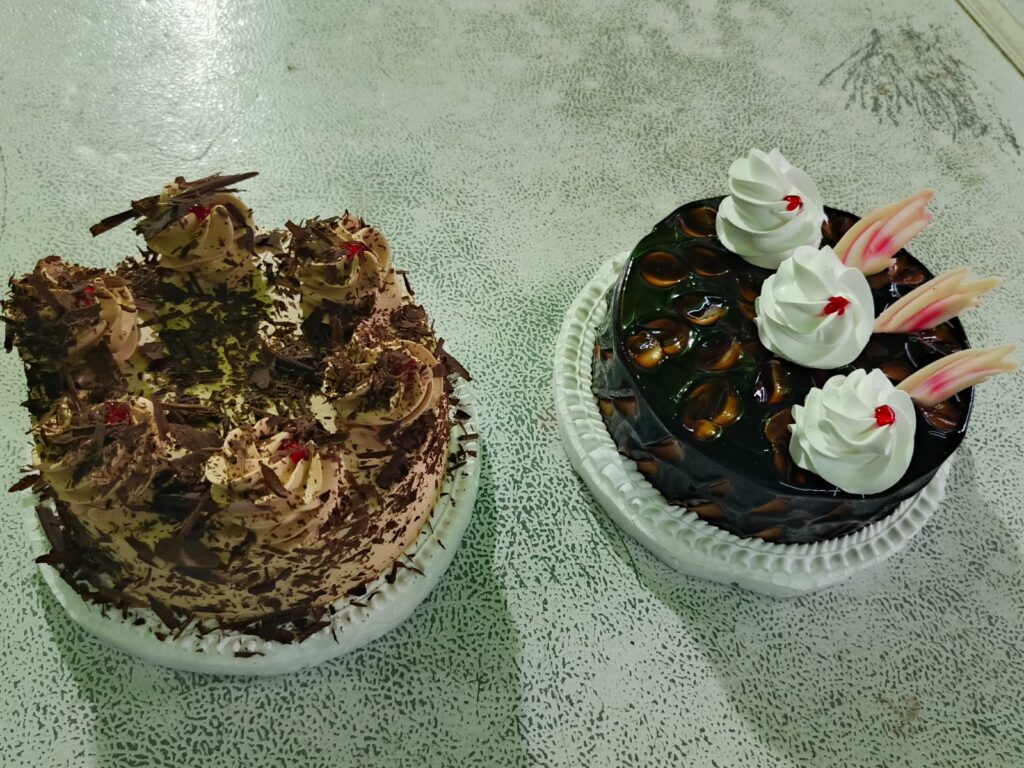 kanhaiya cake palace nawada cake shop (6)