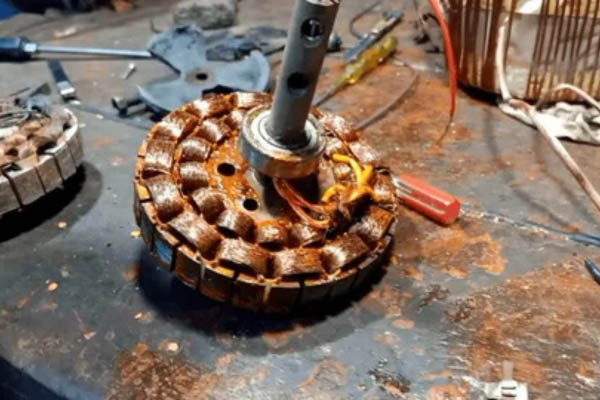 Ranjeet Repairing Center Warisaliganj mobile repair service