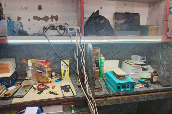 Aaryan Mobile Repair Center Nawada mobile repairing shop