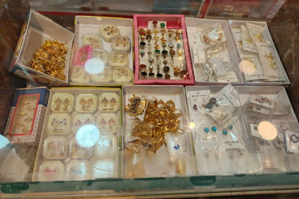 krishika gift singar store nawada