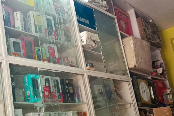 Om Mobile and electronic accessories shop Nawada
