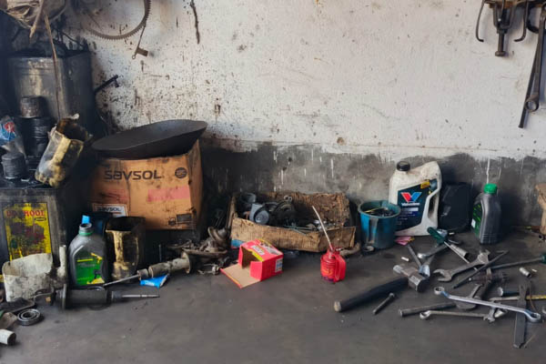 Ram Auto Parts and Bike Service Center Warisaliganj