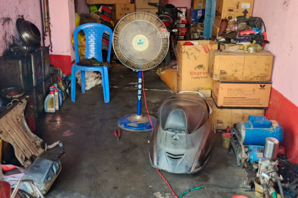 Shambhu Auto Parts motorcycle repair and auto parts shop Nawada